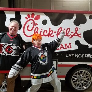 Meet your Posher, Claudia